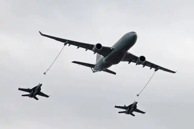 发展大型空中加油机有啥用?未来加油机可给战机加油,还能运输