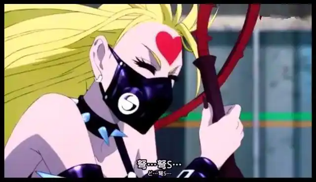 在《一拳超人》第7集的动画中,怪人【弩s】一直在压制【地狱吹雪】