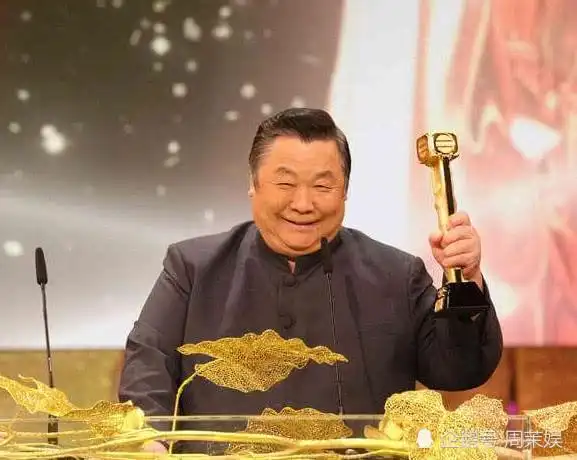 他是最胖的tvb绿叶,七年演四次周伯通,曾不慎坠海今仍未息影