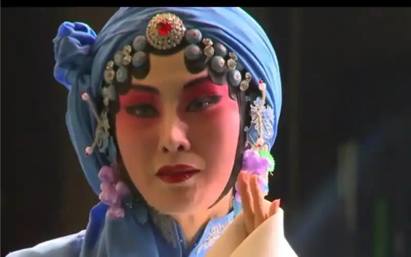 她说不必挽留,爱是一个人的等候……#张火丁