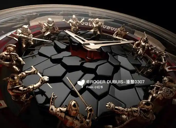 桀骜之势,蓄势待发复杂微雕工艺造就#圆桌骑士系列标志性十二个玫瑰金