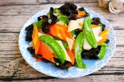 如何把普通食材做的好看?教你一道荷塘月色,清爽可口还简单