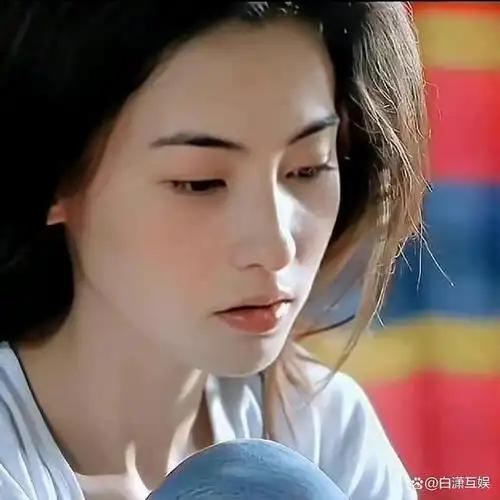 张柏芝颜值巅峰时期,怪不得女明星都怕跟她合影!