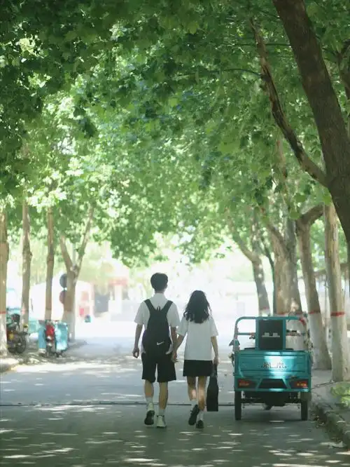 二十多厘米的身高差真的很般配