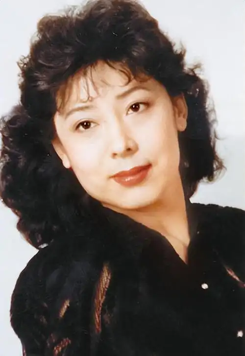 乐坛最美中音关牧村她的演艺道路和人生历程有多传奇