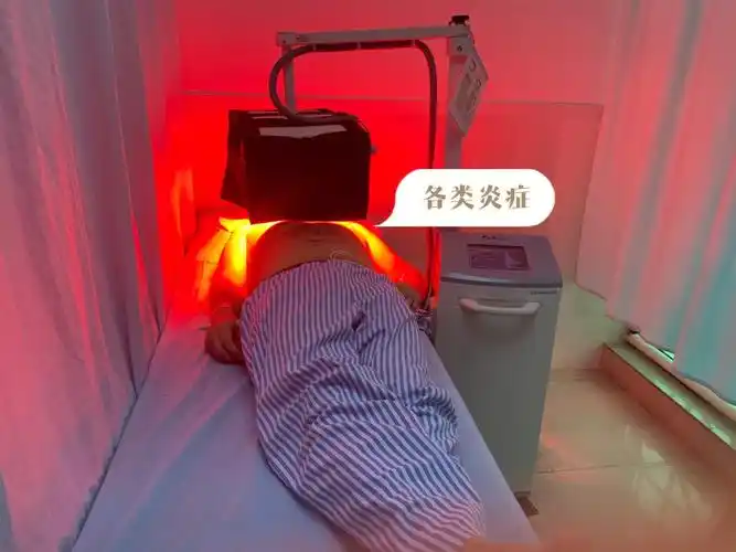 毛囊炎头皮护理原来红蓝光还有这用处