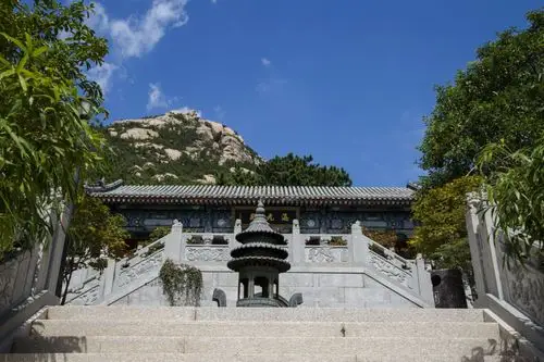 游览崂山上清宫