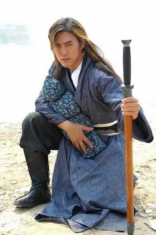 吴庆哲 饰 燕南天