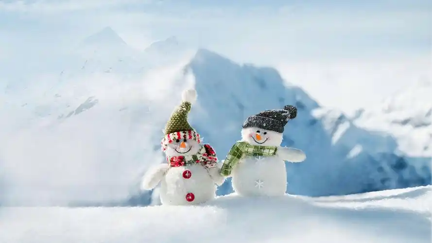 圣诞节雪人牵手桌面壁纸