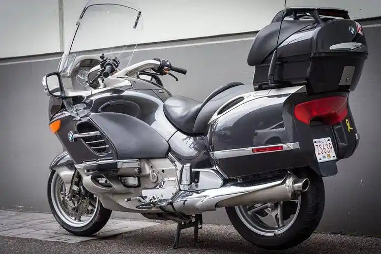 不一样的豪华四缸——宝马k1200lt_搜狐汽车_搜狐网