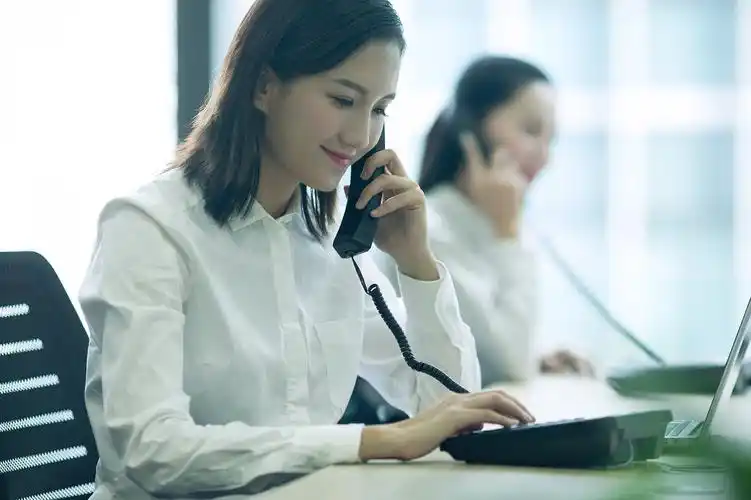 2,一对一专属24小时客服保障.