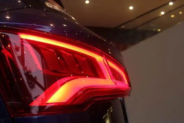 还是这款蓝色的q5l最好看_奥迪q5论坛_xcar 爱卡汽车俱乐部