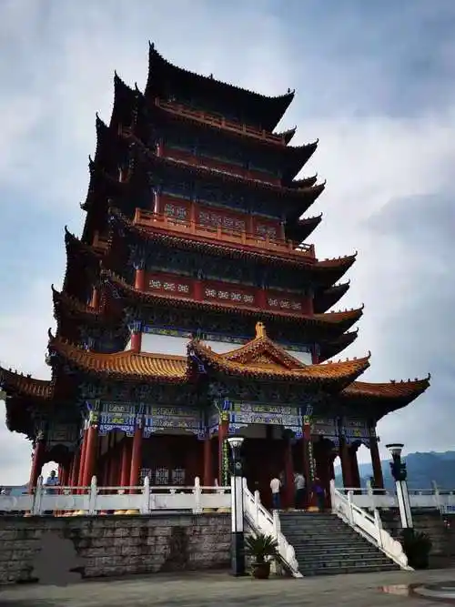 文笔山怎么样(风水什么叫文笔山)-百科学社