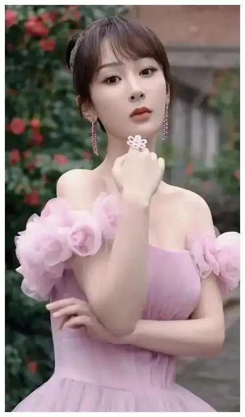 娱乐八卦杨紫秦俊杰疑似复合粉丝极其不赞同瞬间登上热搜