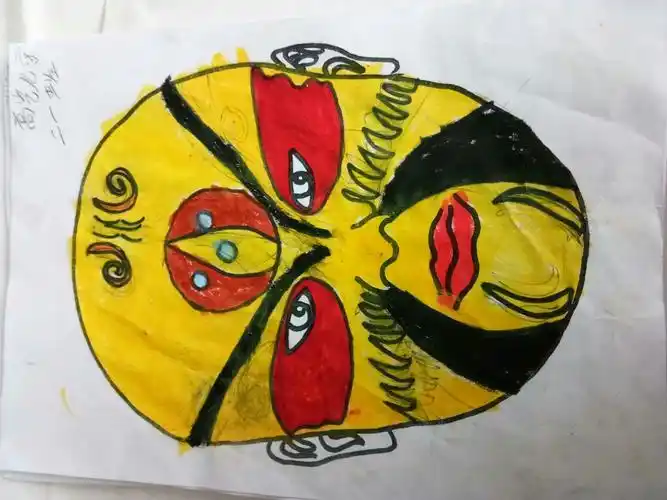 二一班的作品《脸谱》