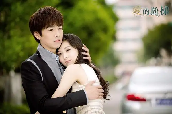 罗灿然执导,张睿,张檬,霍政谚,杨诚诚,邹廷威,迪丽热巴,张维娜等联袂