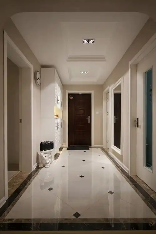 简洁现代家居玄关装修图