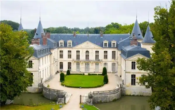 法国百年城堡用上了高端品牌卡萨帝!