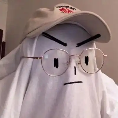 阿书:戴帽子搞怪基友头像男生