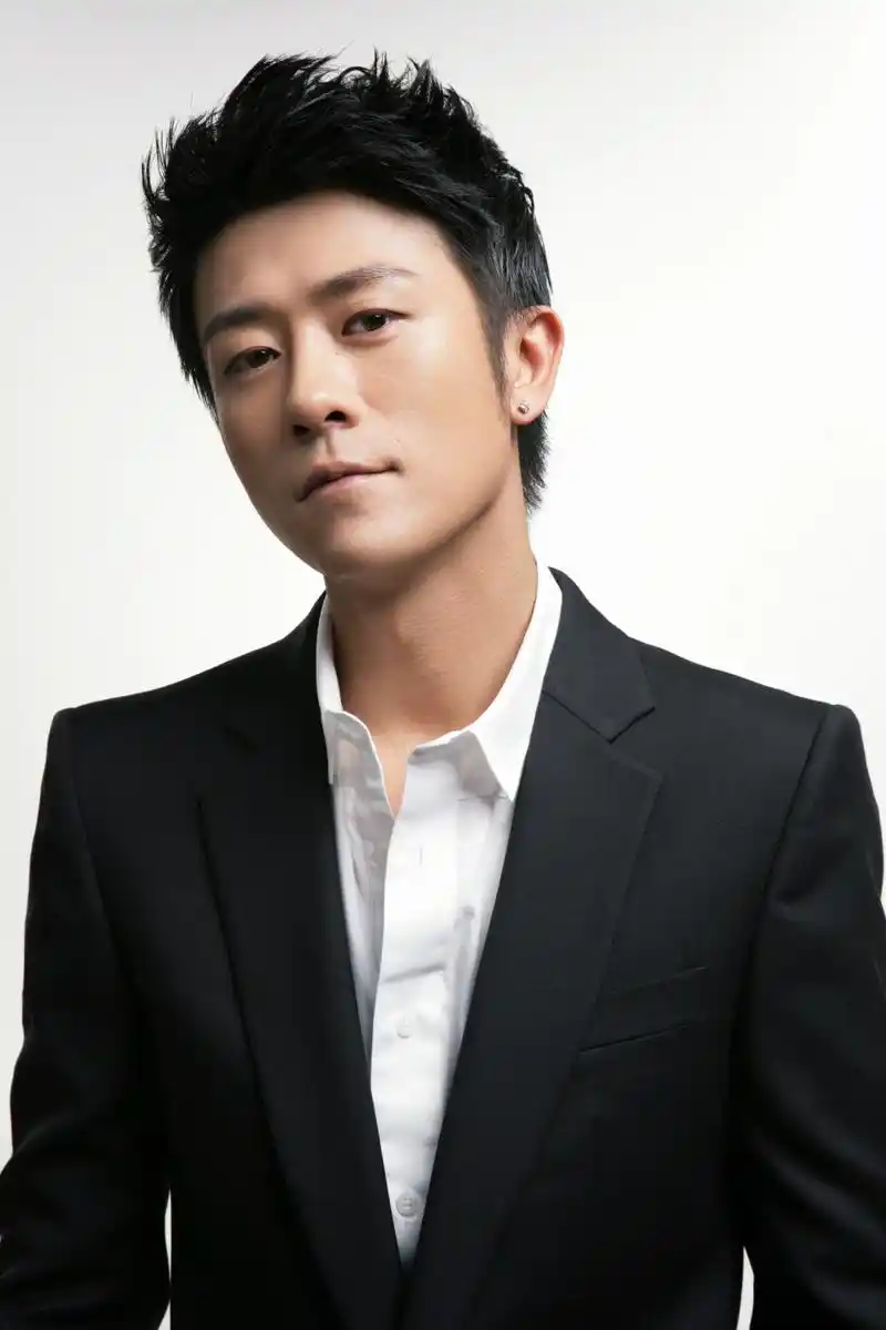 林申最新帅气写真