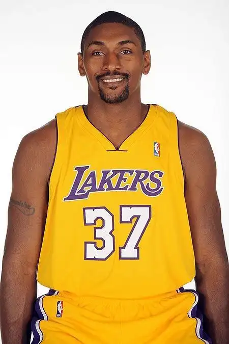 阿泰现在在哪个球队啊?