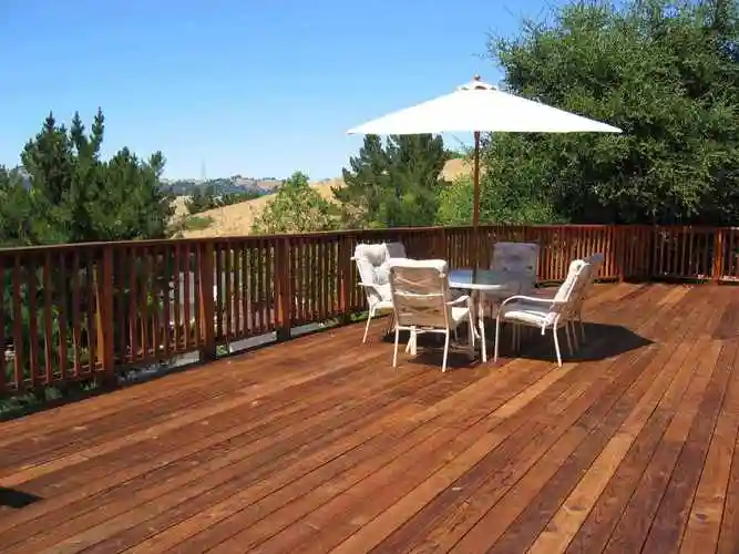 碳化木和防腐木的区别是什么哪个更好