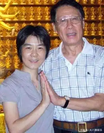 国家一级男演员,2任妻子相继离他而去,今三婚获幸福