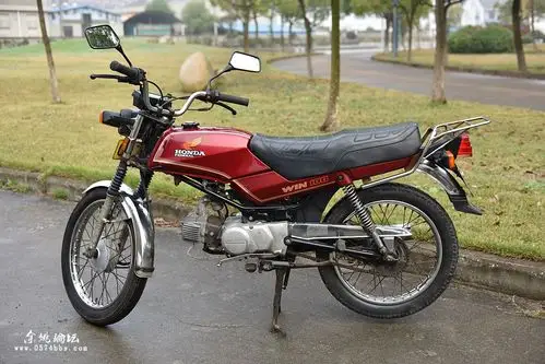 出极品本田鹰仔win100摩托车