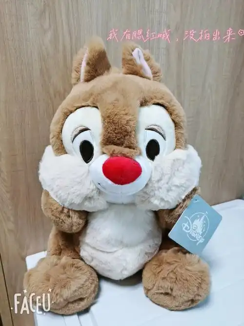 迪士尼新出的托腮蒂蒂,可爱到犯规,翻出疫情前去迪士尼的照片,真的