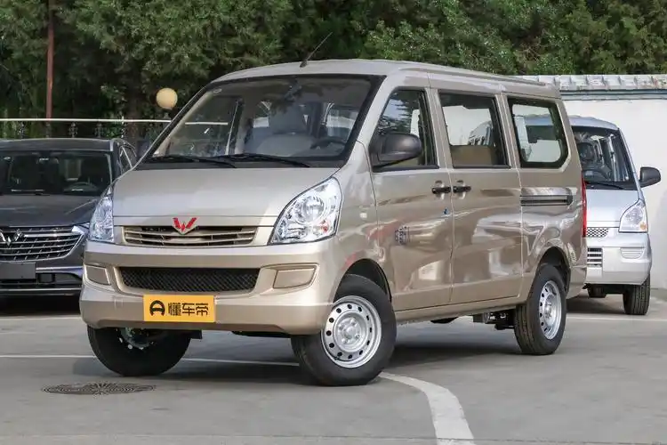 五菱宏光调整后售价13.58万起,五菱荣光s调整后售价4.11万起!-奇点