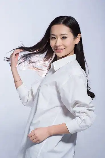 主持新星郭洋子学习着工作着兴奋着