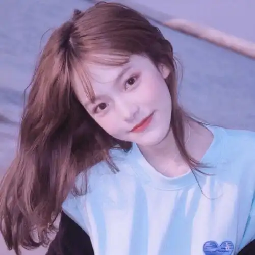 高冷甜美系列个人女头拿图收藏点赞的小姐姐都会越来越美嘻嘻