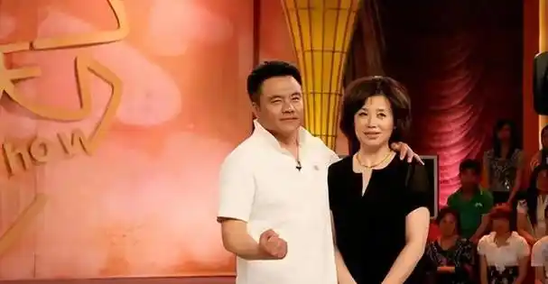 张秋歌出生在内蒙古的一个小康之家,父母对他要求十分严格.