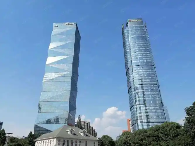 超长免租新地中心 河西元通 华采金奥旁 好招人,南京建邺奥体新地中心