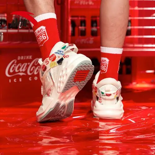 安踏可口可乐联名男鞋运动鞋2020新款霸道透气休闲鞋运动休闲鞋
