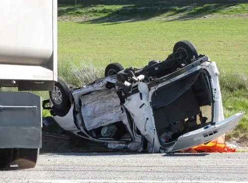 三名香港游客在新西兰南岛恐怖车祸中丧生(图)