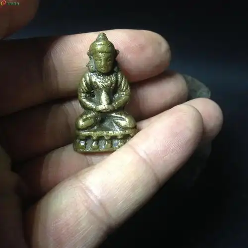 明清小寸佛几尊