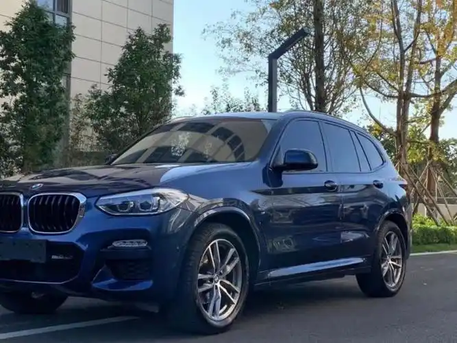 宝马 宝马x3  2018款 xdrive25i m运动套装 国v 蓝色 自动档对价格不