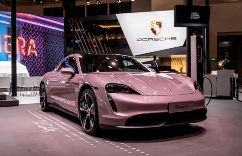 新款panamera领衔保时捷全系车型亮相北京车展