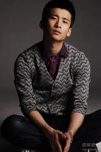 《明星实习生》揭娱乐圈内幕 小生邓安奇飙演技