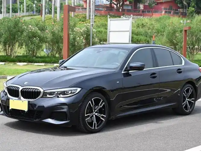 南宁2020年09月宝马宝马3系2021款325im运动套装黑色自动档