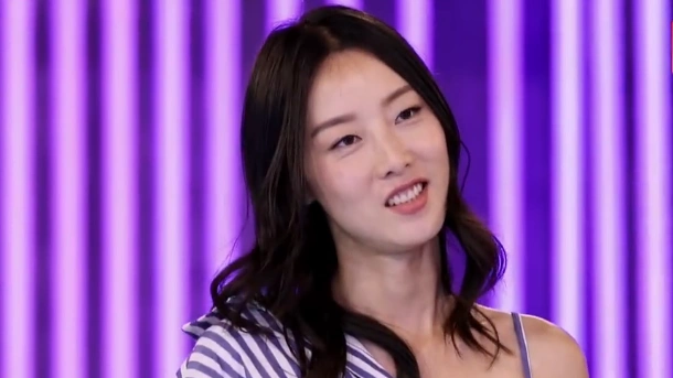 《天使之路》杨斯莹太紧张不敢看分naomi帮忙