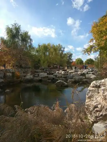 葫芦岛新区月亮河公园