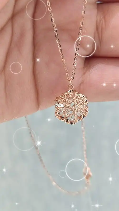 周大福玫瑰金项链来啦姐妹们好看不