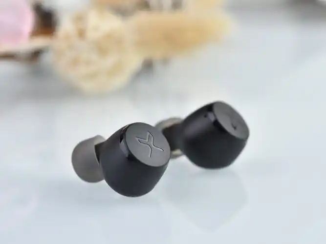 新时尚青年良品漫步者声迈x3真无线耳机图赏