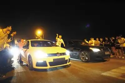 揭秘京城地下飙车