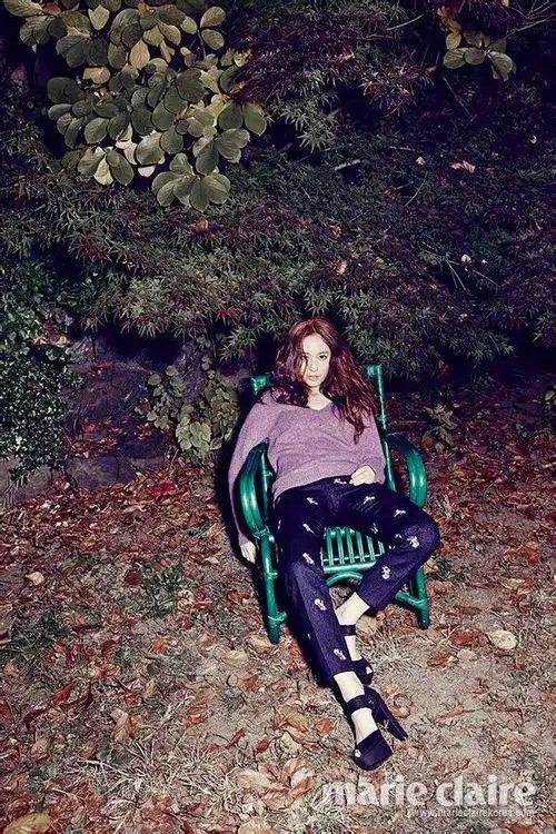 [郑秀晶][分享]170509 森系小仙女 郑秀晶用画报带你感受春夏秋冬