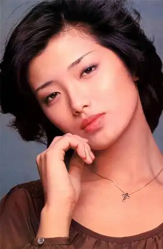 60岁山口百惠照片曝光身材走形老态尽显网友女神还是老了