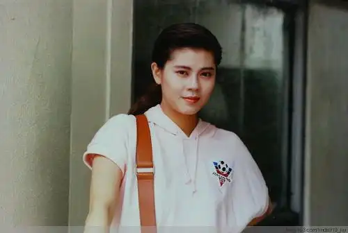 梁艺龄 fiona leung的图片