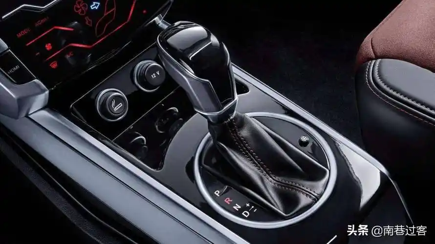 自动挡上的p,r,n,d,s,l,m到底是什么意思?